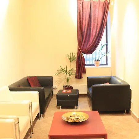 Lounge 酒店 3*